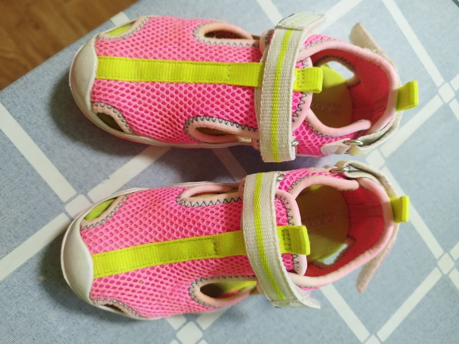 Кросівки Geox для  дівчинки,літні,500 гр.