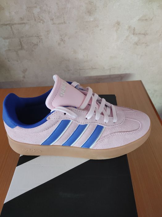 Кросівки жіночі Adidas 39 р.