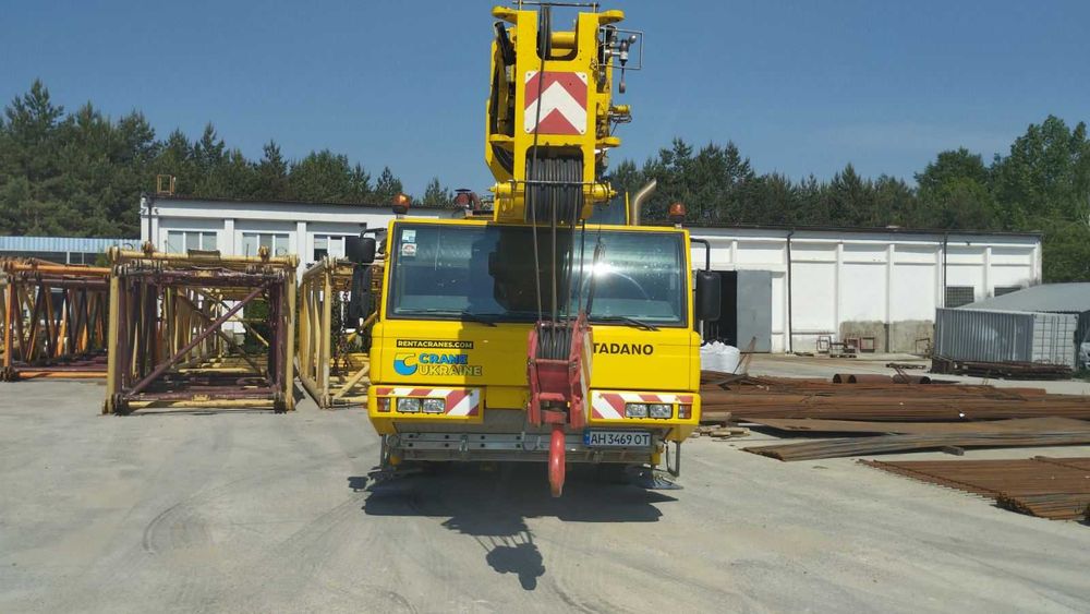 Продам автомобильный кран TADANO ATF40G-2 . Грузоподьемность 40 тонн.