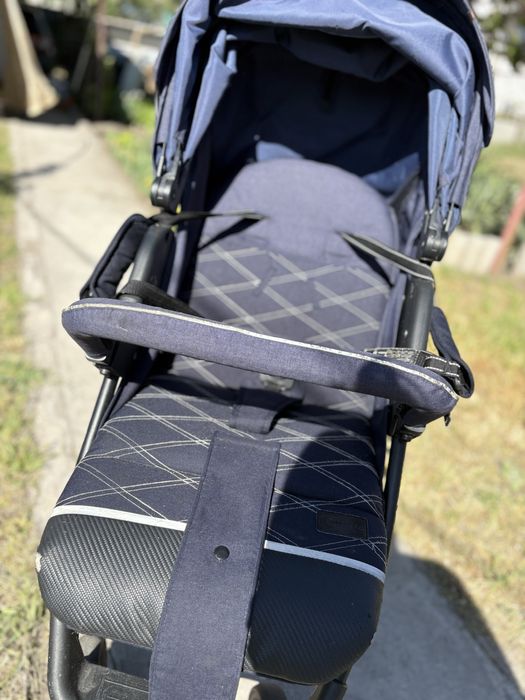 Продам коляску , прогулка