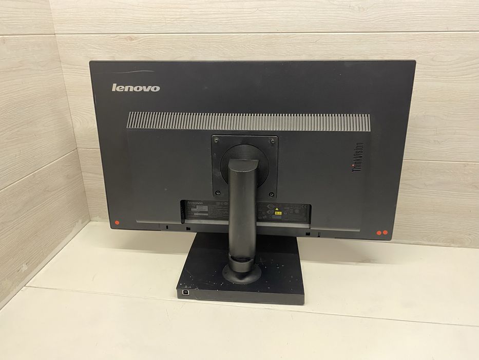 монітор Lenovo T2424pA 24″ Full HD IPS 1920×1080 (Full HD) HDMI