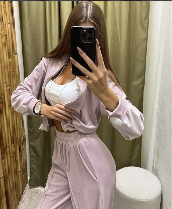 Велюровый Костюм