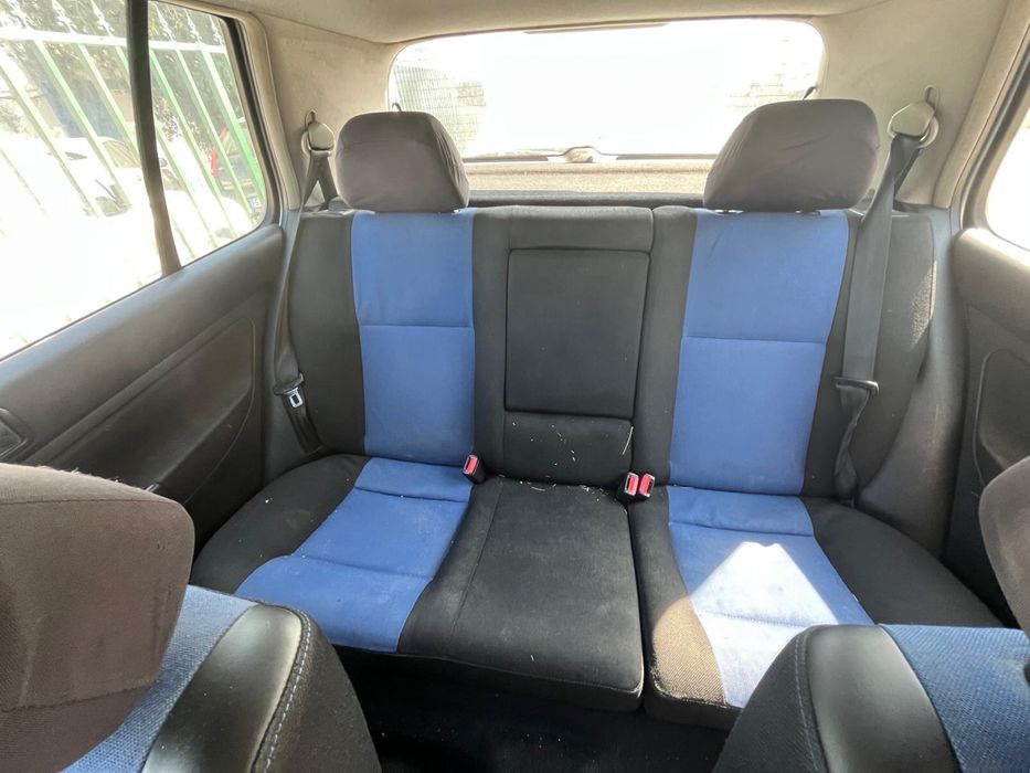 Volkswagen Golf IV 1.9 TDI (ano 2000) para peças