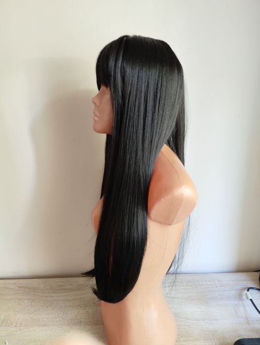 Nowa realistyczna czarna długa prosta peruka z grzywką wig