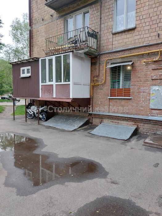 Чоколівка Севастопольська площа вул. Святославська 15