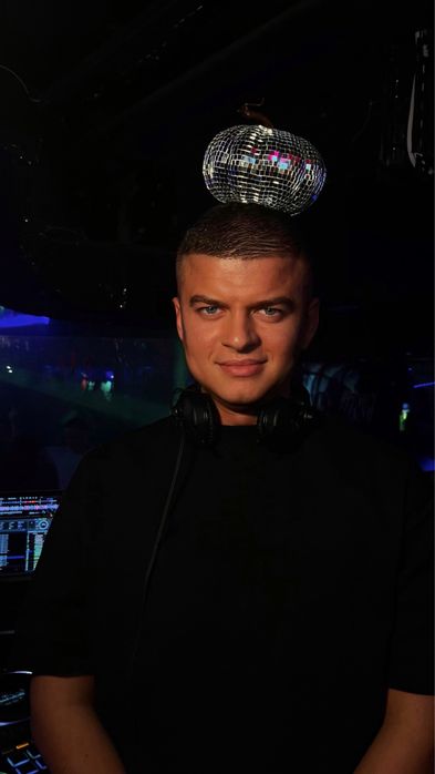 DJ na 18 / Wesele / Imprezę firmową / Urodziny / Karaoke