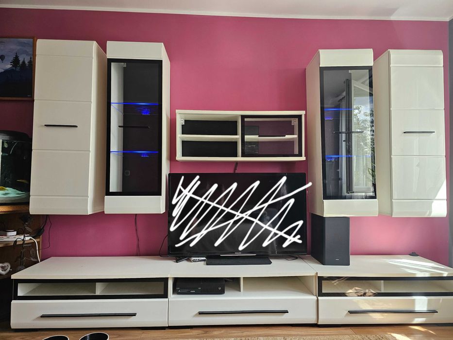 Biała Meblościanka