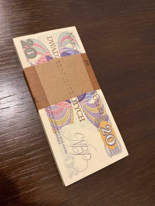 Paczka bankowa PRL 20 zł (100 szt.) UNC seria AM