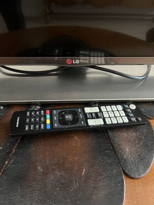 Telewizor TV LG 42LB650V - Sprawny
