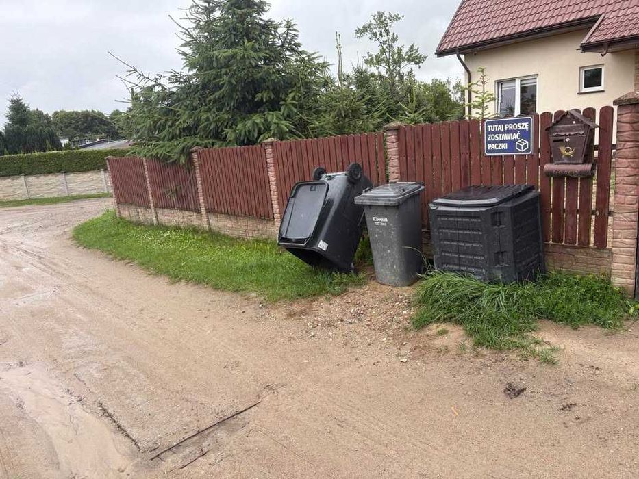 Sprzedam ogrodzenie wraz z bramą