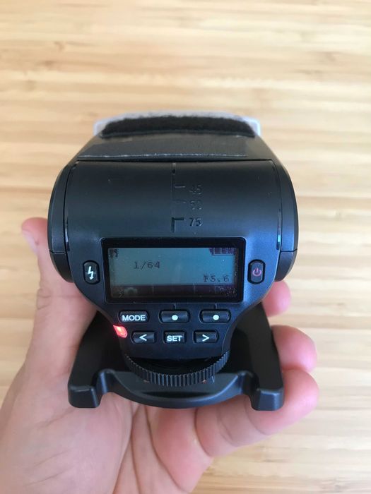 Flash Meike Speedlite MK320 para Fujifilm