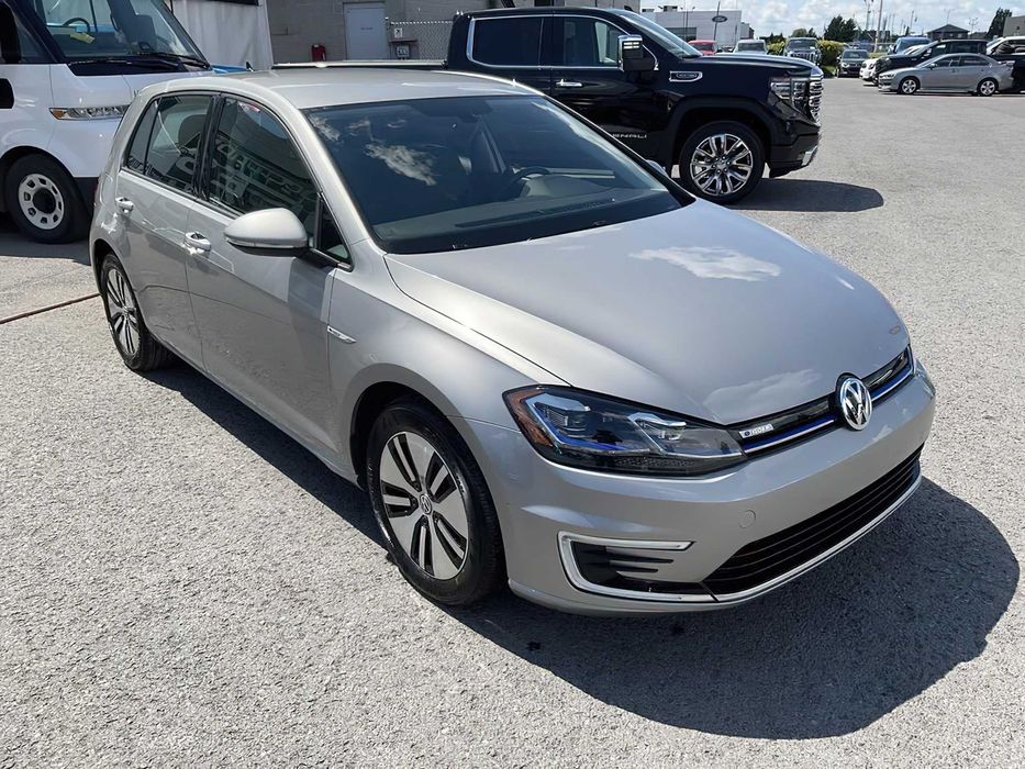 Volkswagen e-Golf SE      2019