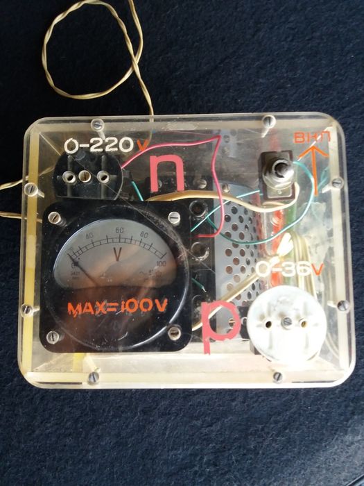 ЛАТР Лабораторный автотрансфрматор.