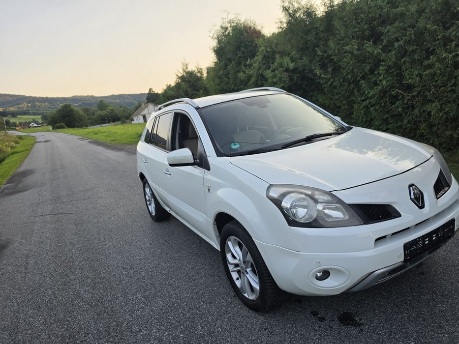 Renault koleos 4x4 biala perła