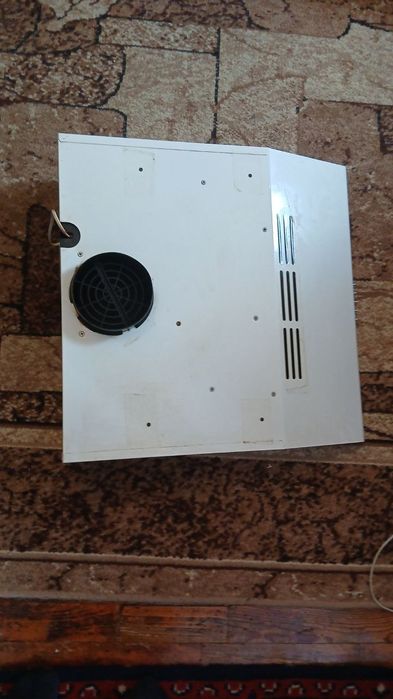 Витяжка кухона Vento