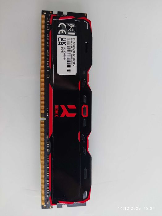 Pamięć RAM IR-X3000D464L16S / 16 GB — używana, sprawna