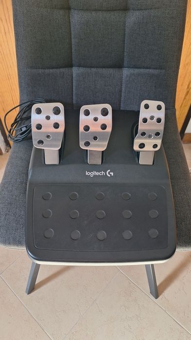 Volante Logitech g920 + pedais + shifter
