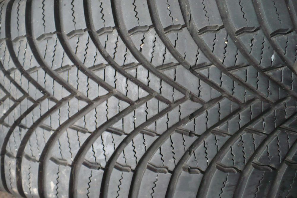 Opony Firestone Multiseason 185/60R15 88H 6,5mm Całoroczne 4 szt. 2024