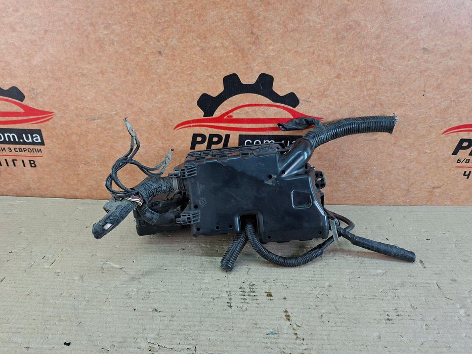Mazda 3 BL 09-13 1.6 D блок предохранителей K2441