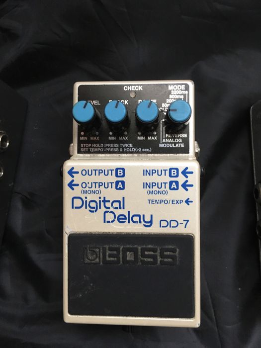 Pedais de efeitos guitarra
