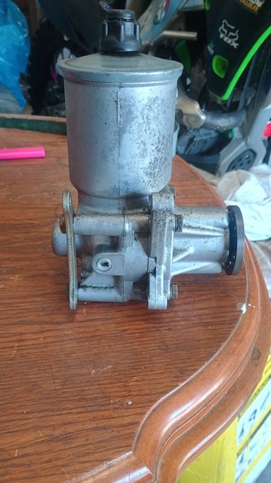 Pompa wspomagania MB w 124