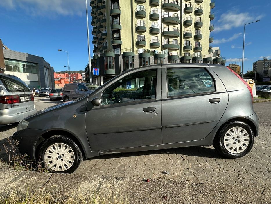 2004 Fiat Punto Fire com AC gelando