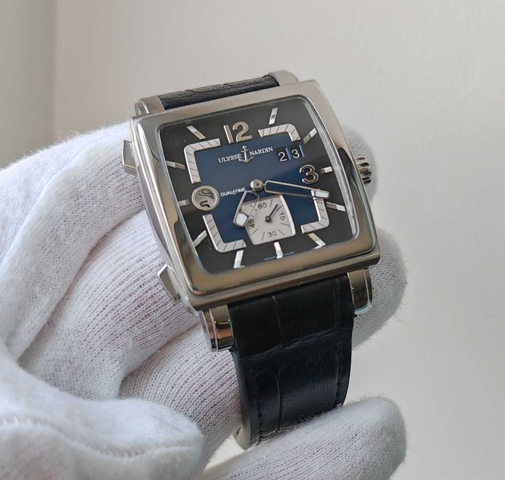 Чоловічий годинник Ulysse Nardin Automatic Quadrato Dual Time 243-92