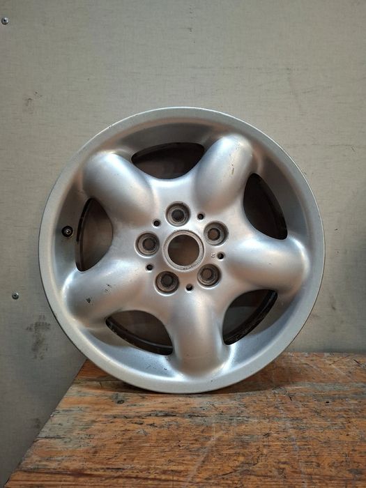 Jante trás esquerda LAND ROVER Freelander 2 (L359)