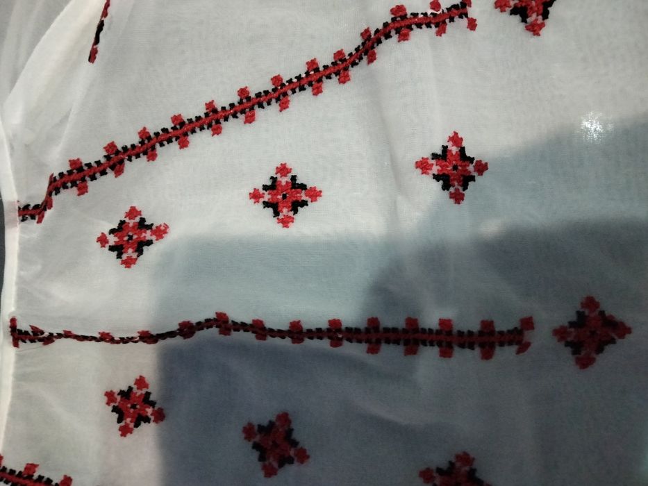 Продам вишиту сорочку