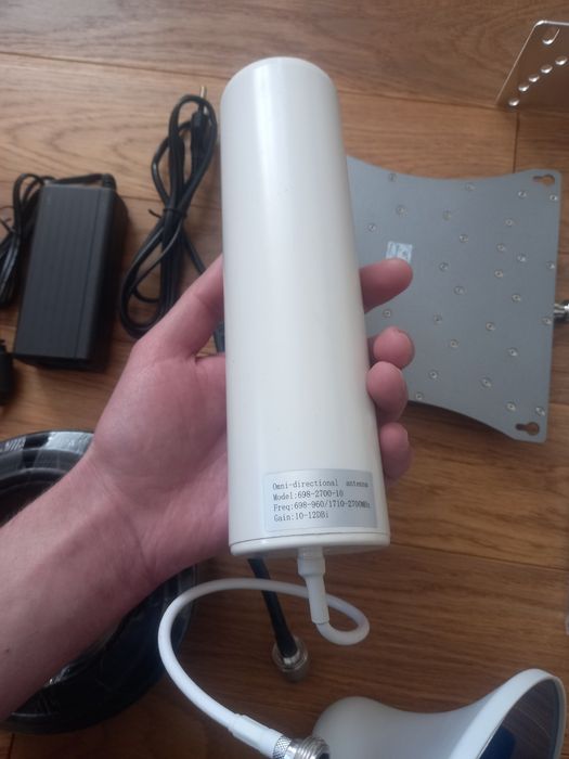 Репітер GSM 900 2600 підсилювач мобільного зв'язку усилитель связи