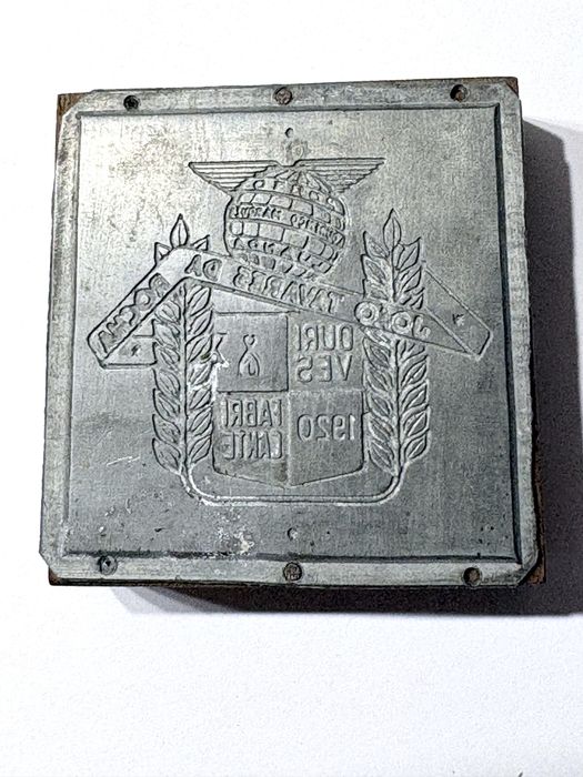 Former heraldic stamp/engraving of the goldsmith manufacturer Tavares da R
