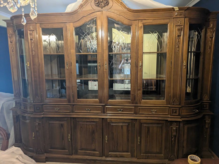 Armário para Sala de Madeira Usado