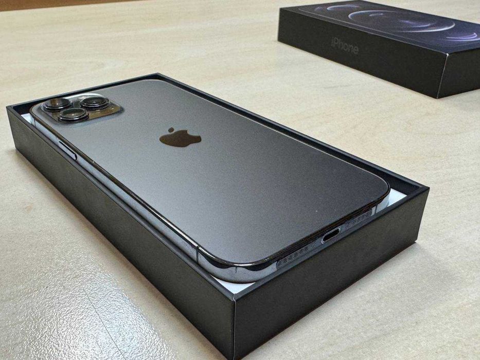 продам iPhone 12 pro max