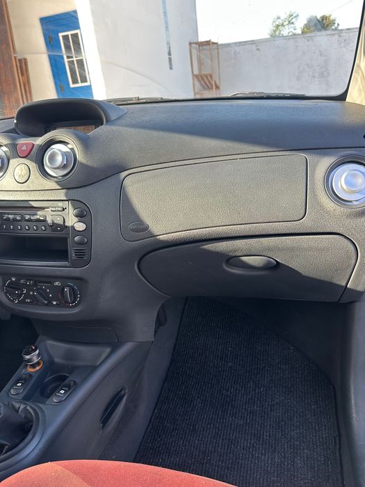 Citroën C2 — fotografia 11