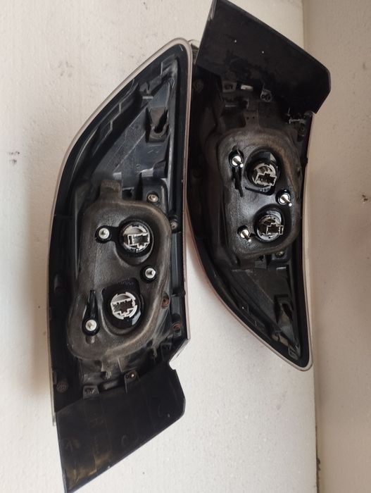 Lampa tył tylnia lewa , prawa  Mazda 3