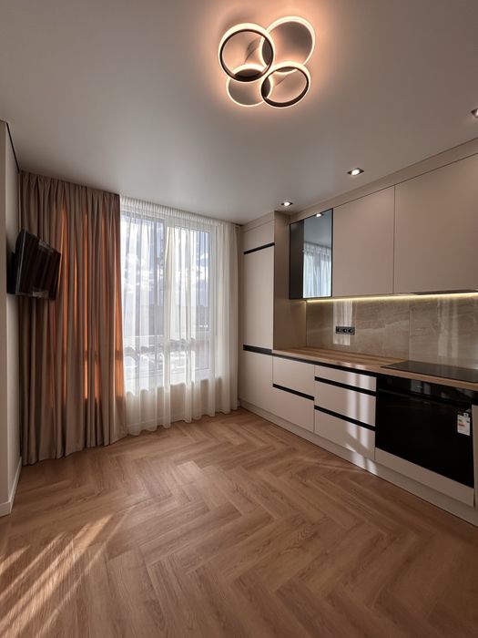 Продаж 1кім квартири готової до проживання поблизу ТЦ Велес Є-оселя