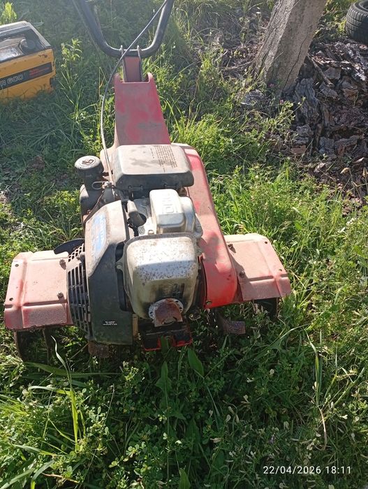 Vendo motoenxada Honda impecável