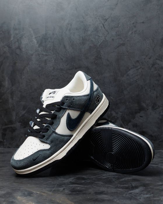 Nike SB Dunk Low x Kaws White Blue