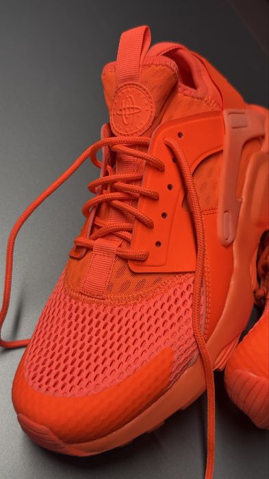 Nike Huarache Run Ultra novos