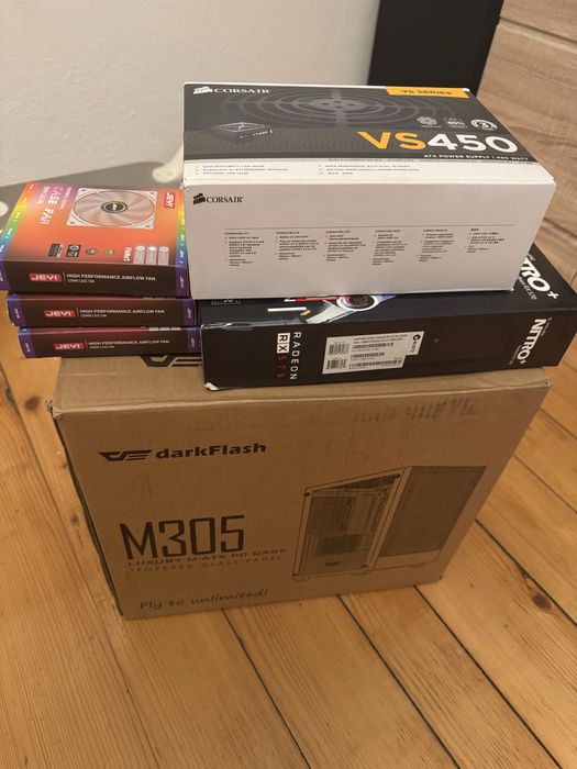 Komputer Gamingowy Intel I5, Radeon RX 570, 8GB, 256GB SSD, Windows 11