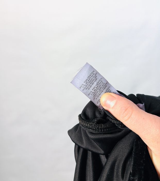 Czarny aksamitny kombinezon S 36