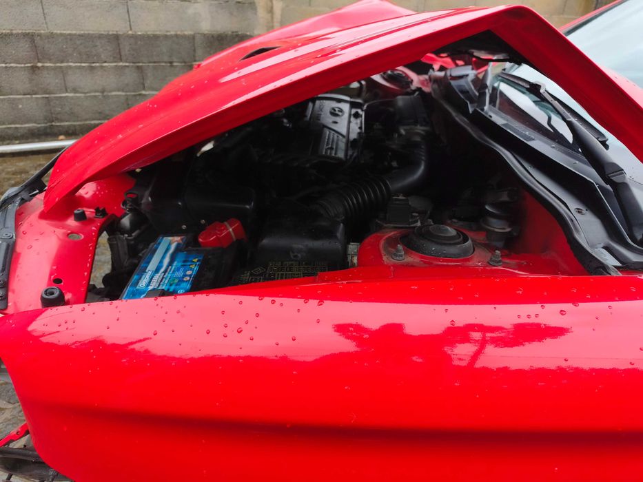 Hyundai Coupe 1.6 116cv Acidentado