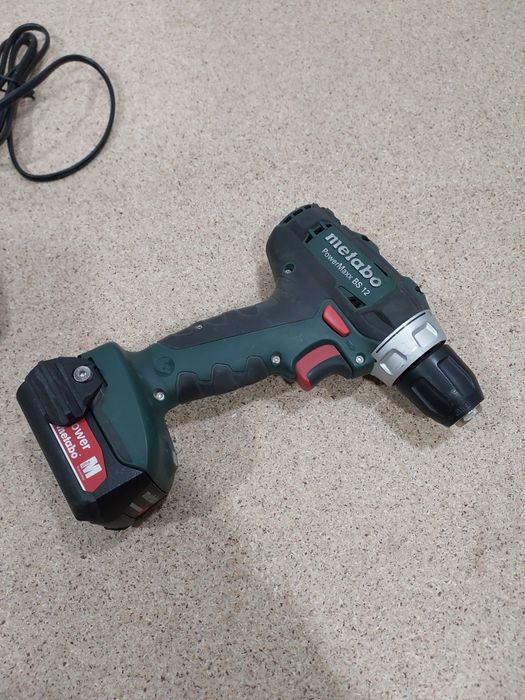 Шуруповерт metabo