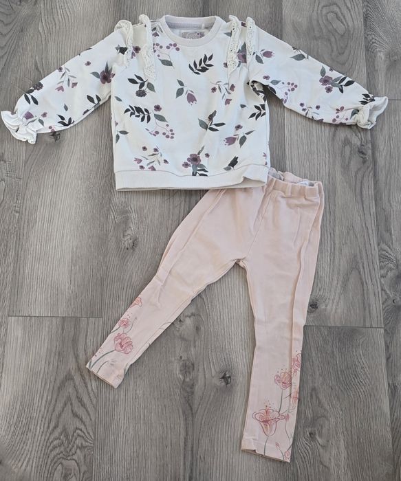 Zestaw dziewczęcy Smyk.