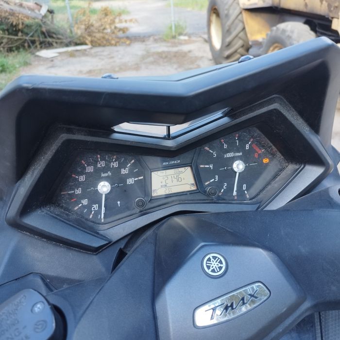 Yamaha T-max 530