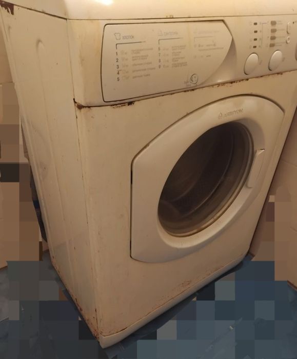 Стиральна машинка модель ariston avsl 109