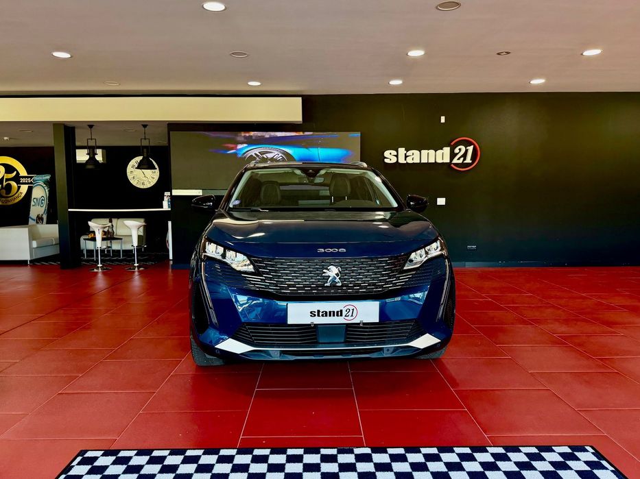 Peugeot 3008 225 e-EAT8 Roadtrip