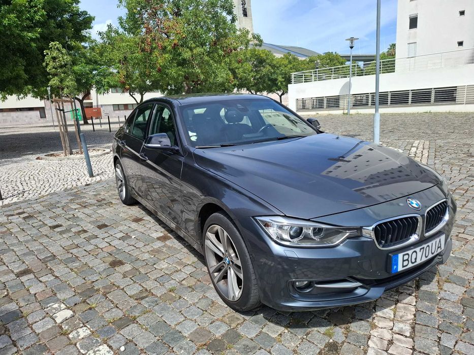 BMW 320d xDrive Sport – Pack Innovation – 184 cv – 12/2013
