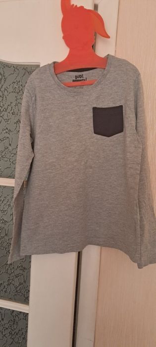 Продам кофту весна-осень