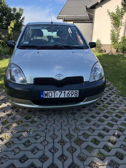 Toyota yaris 2002